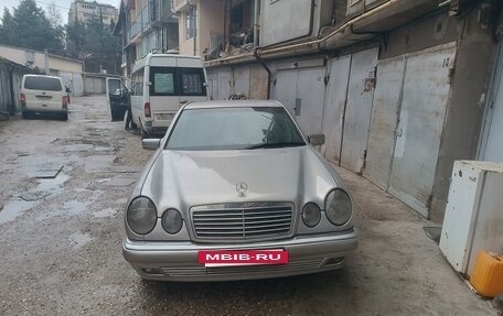 Mercedes-Benz E-Класс, 1997 год, 599 000 рублей, 18 фотография