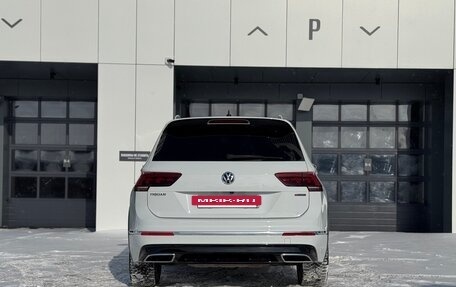 Volkswagen Tiguan II, 2019 год, 3 090 000 рублей, 11 фотография