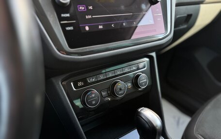 Volkswagen Tiguan II, 2019 год, 3 090 000 рублей, 31 фотография