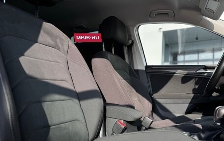 Volkswagen Tiguan II, 2019 год, 3 090 000 рублей, 21 фотография