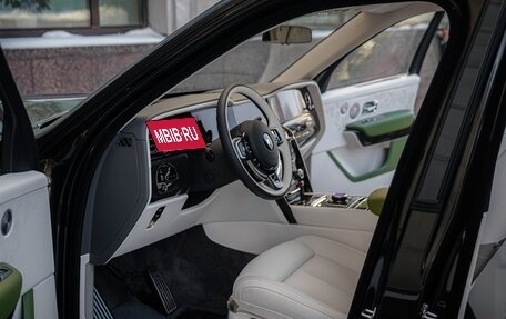 Rolls-Royce Cullinan, 2026 год, 76 500 000 рублей, 3 фотография