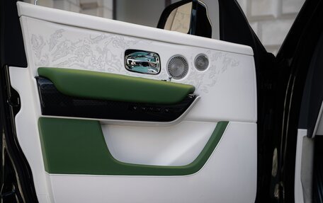 Rolls-Royce Cullinan, 2026 год, 76 500 000 рублей, 17 фотография