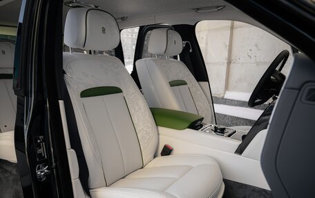 Rolls-Royce Cullinan, 2026 год, 76 500 000 рублей, 30 фотография