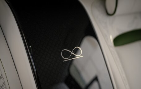 Rolls-Royce Cullinan, 2026 год, 76 500 000 рублей, 34 фотография