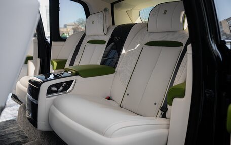 Rolls-Royce Cullinan, 2026 год, 76 500 000 рублей, 40 фотография