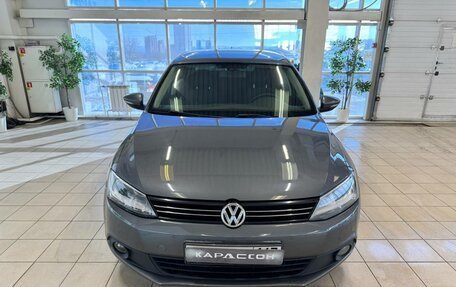 Volkswagen Jetta VI, 2013 год, 900 000 рублей, 3 фотография