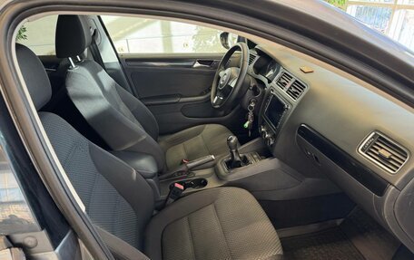 Volkswagen Jetta VI, 2013 год, 900 000 рублей, 9 фотография