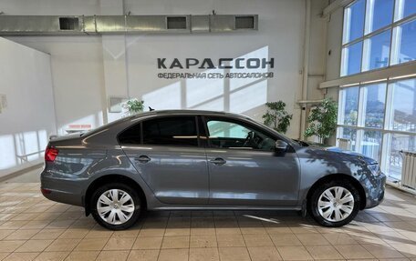 Volkswagen Jetta VI, 2013 год, 900 000 рублей, 6 фотография