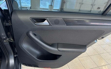 Volkswagen Jetta VI, 2013 год, 900 000 рублей, 17 фотография