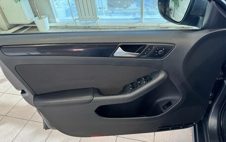 Volkswagen Jetta VI, 2013 год, 900 000 рублей, 14 фотография