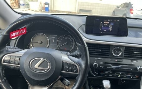 Lexus RX IV рестайлинг, 2018 год, 4 475 000 рублей, 3 фотография