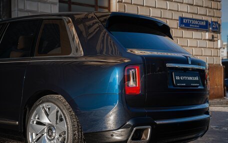 Rolls-Royce Cullinan, 2025 год, 68 000 000 рублей, 9 фотография