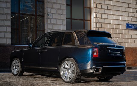 Rolls-Royce Cullinan, 2025 год, 68 000 000 рублей, 8 фотография