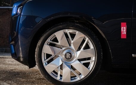 Rolls-Royce Cullinan, 2025 год, 68 000 000 рублей, 6 фотография