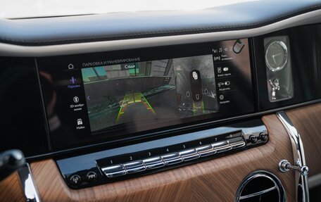 Rolls-Royce Cullinan, 2025 год, 68 000 000 рублей, 22 фотография