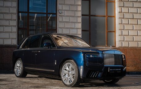 Rolls-Royce Cullinan, 2025 год, 68 000 000 рублей, 13 фотография
