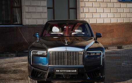 Rolls-Royce Cullinan, 2025 год, 68 000 000 рублей, 14 фотография