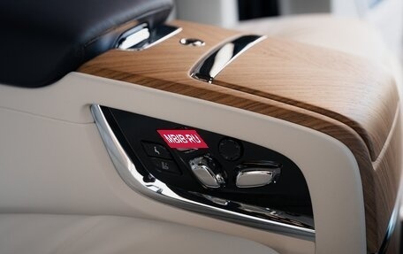 Rolls-Royce Cullinan, 2025 год, 68 000 000 рублей, 34 фотография