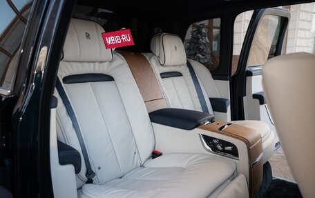 Rolls-Royce Cullinan, 2025 год, 68 000 000 рублей, 31 фотография