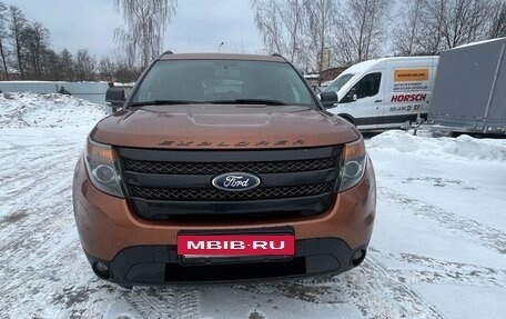 Ford Explorer VI, 2014 год, 1 700 000 рублей, 2 фотография