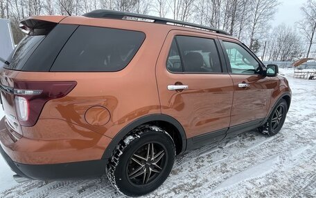 Ford Explorer VI, 2014 год, 1 700 000 рублей, 5 фотография