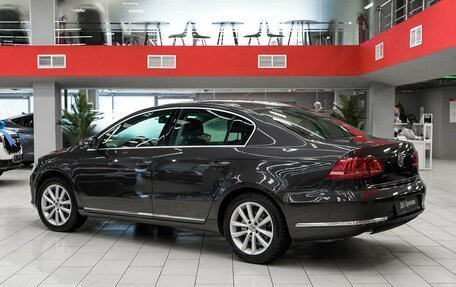 Volkswagen Passat B7, 2011 год, 950 000 рублей, 4 фотография