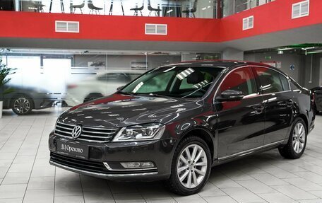 Volkswagen Passat B7, 2011 год, 950 000 рублей, 5 фотография
