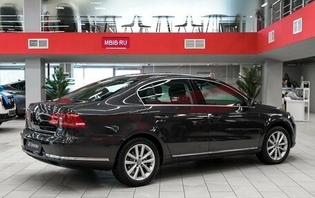 Volkswagen Passat B7, 2011 год, 950 000 рублей, 2 фотография