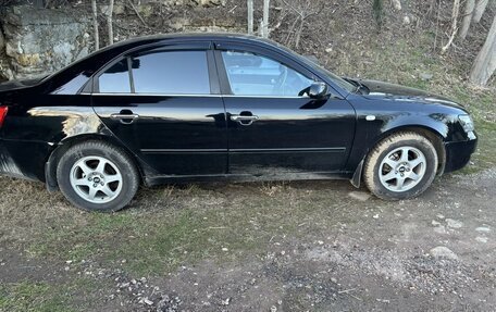 Hyundai Sonata VI, 2005 год, 590 000 рублей, 3 фотография