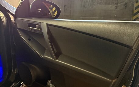 Mazda 3, 2010 год, 750 000 рублей, 10 фотография