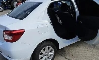 Renault Logan II, 2019 год, 690 000 рублей, 6 фотография