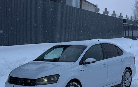 Volkswagen Polo VI (EU Market), 2018 год, 1 345 000 рублей, 1 фотография