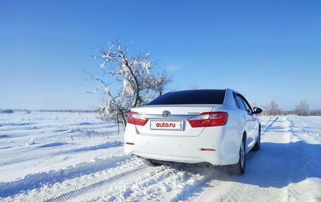 Toyota Camry, 2014 год, 1 600 000 рублей, 2 фотография