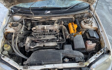 Mazda Familia, 2003 год, 200 000 рублей, 3 фотография