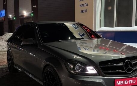 Mercedes-Benz C-Класс, 2013 год, 2 500 000 рублей, 2 фотография