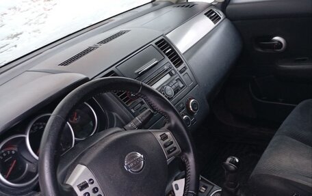 Nissan Tiida, 2010 год, 290 000 рублей, 7 фотография