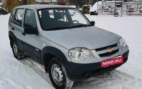 Chevrolet Niva I рестайлинг, 2014 год, 530 000 рублей, 3 фотография