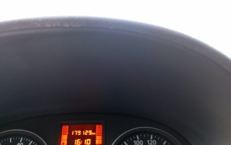 Renault Logan I, 2010 год, 595 000 рублей, 11 фотография