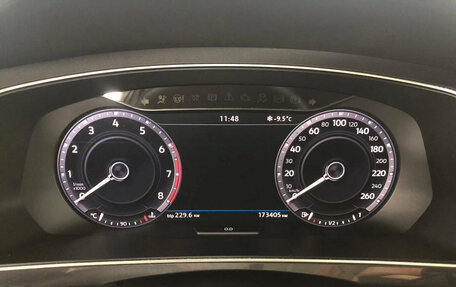 Volkswagen Tiguan II, 2017 год, 2 099 000 рублей, 14 фотография