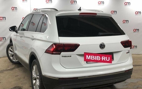 Volkswagen Tiguan II, 2017 год, 2 099 000 рублей, 6 фотография