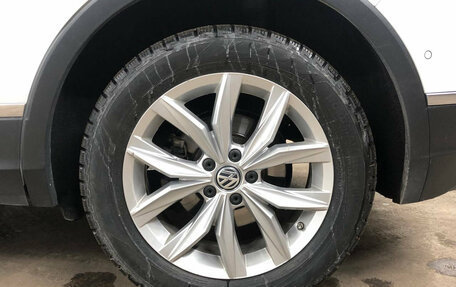 Volkswagen Tiguan II, 2017 год, 2 099 000 рублей, 21 фотография