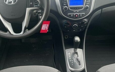 Hyundai Solaris II рестайлинг, 2013 год, 720 000 рублей, 11 фотография