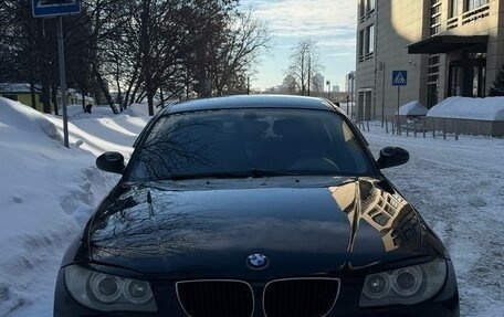 BMW 1 серия, 2005 год, 720 000 рублей, 1 фотография