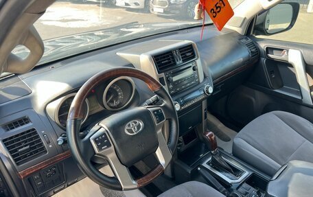 Toyota Land Cruiser Prado 150 рестайлинг 2, 2009 год, 2 649 900 рублей, 11 фотография