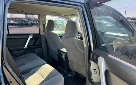 Toyota Land Cruiser Prado 150 рестайлинг 2, 2009 год, 2 649 900 рублей, 19 фотография