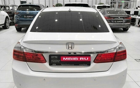 Honda Accord IX рестайлинг, 2013 год, 1 370 000 рублей, 6 фотография