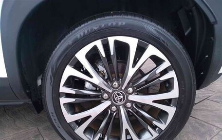 Toyota Yaris Cross, 2022 год, 1 440 000 рублей, 8 фотография