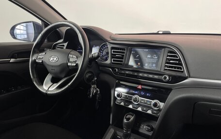 Hyundai Elantra VI рестайлинг, 2019 год, 1 565 000 рублей, 13 фотография