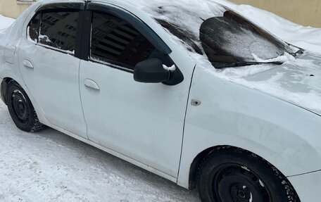 Renault Logan II, 2017 год, 355 000 рублей, 11 фотография