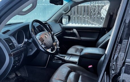 Toyota Land Cruiser 200, 2009 год, 2 600 000 рублей, 15 фотография